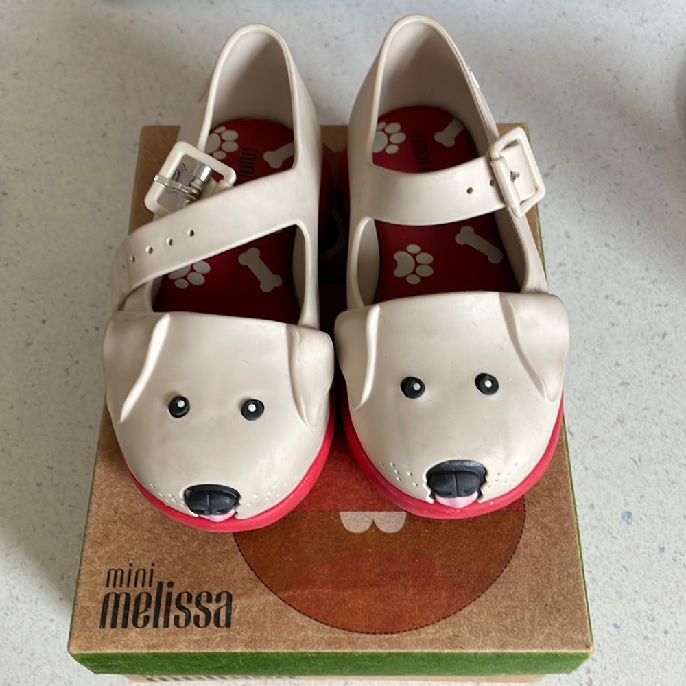 Mini Melissa dog shoes size 7